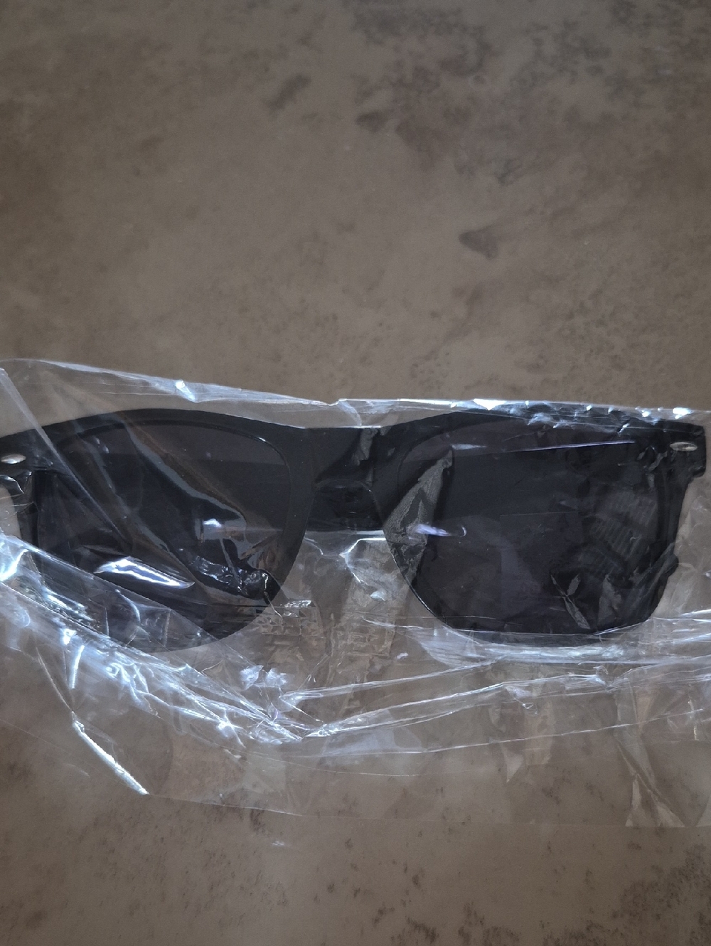 Classic Black Sunglasses - Sleek UV400 Protection